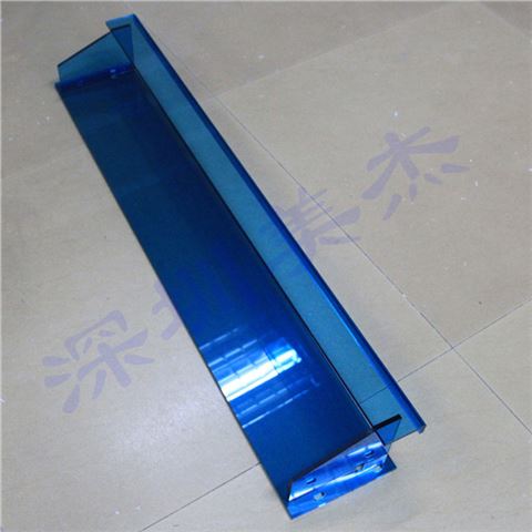 藍色機械防護罩
